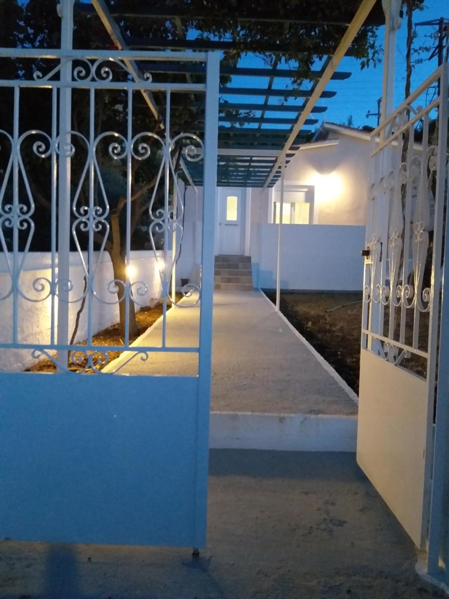 Skala Central House Buitenkant foto
